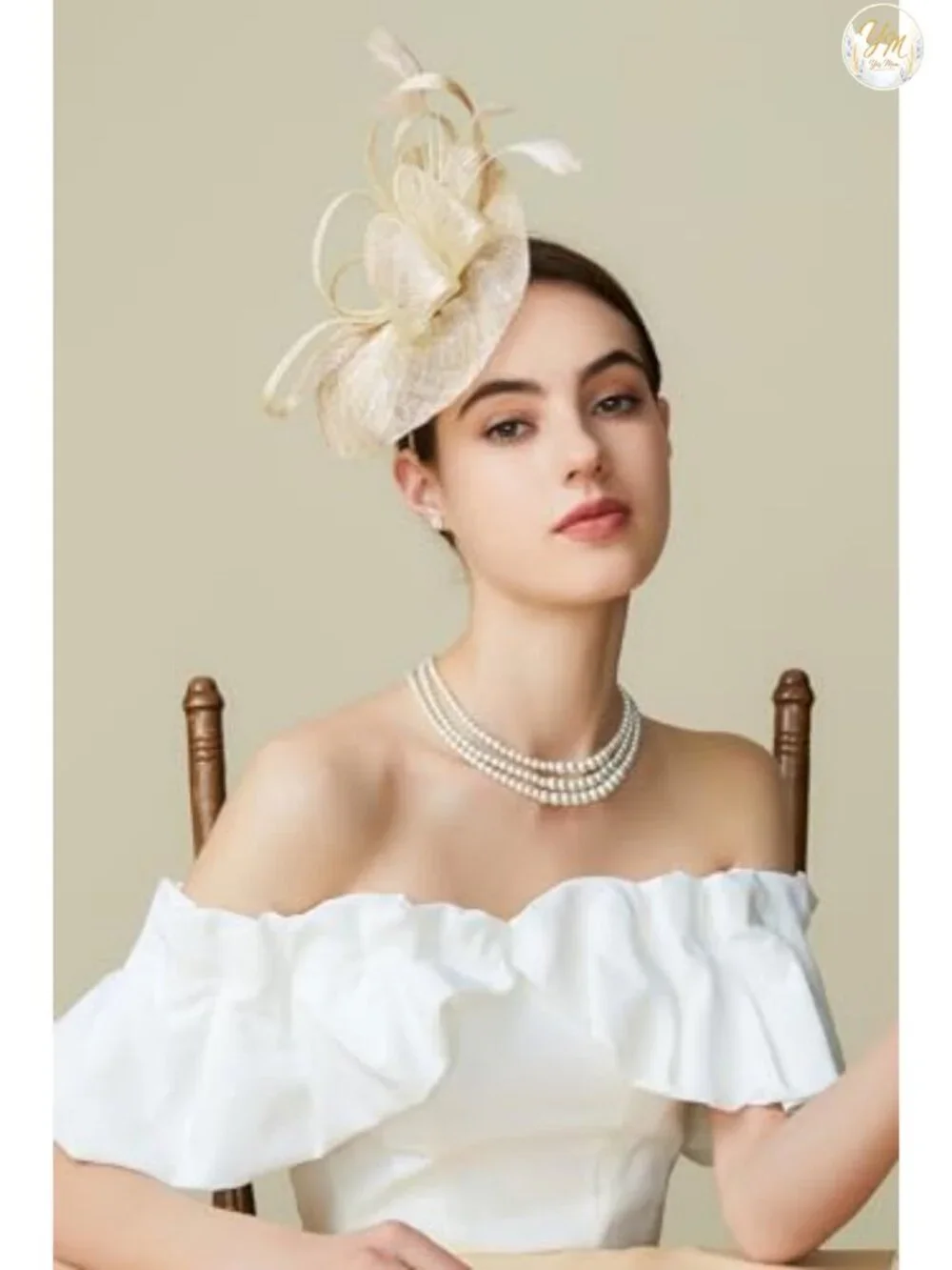 Women's Derby Fascinator Hat with Bow & Feathers, Wedding Tea Party Headpiece